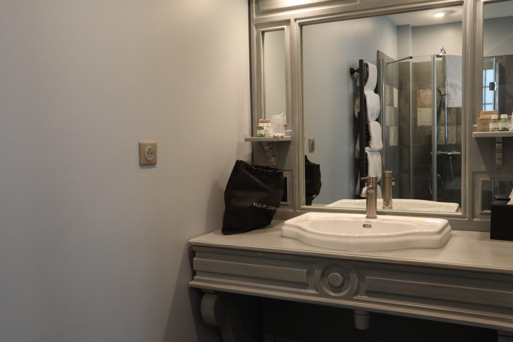Salle de bain suite